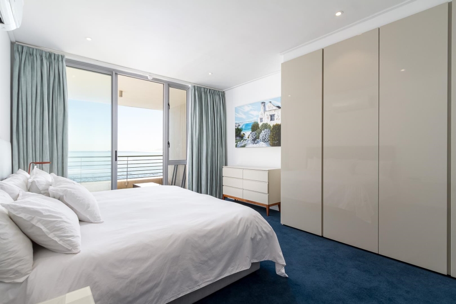 3 Bedroom Property for Sale in Mouille Point Western Cape